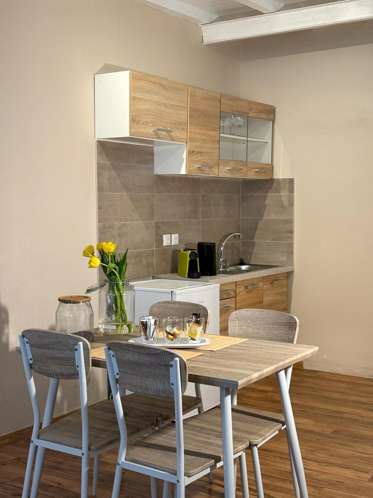 Opora Appartement Ermoupoli Buitenkant foto