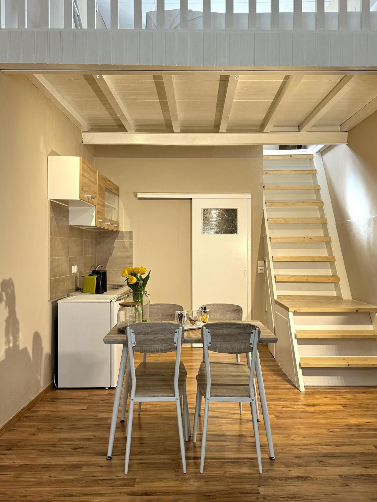 Opora Appartement Ermoupoli Buitenkant foto